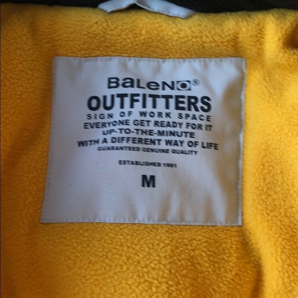 Jacket - Picture 4 of 5